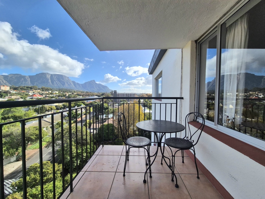 2 Bedroom Property for Sale in Wynberg Upper Western Cape